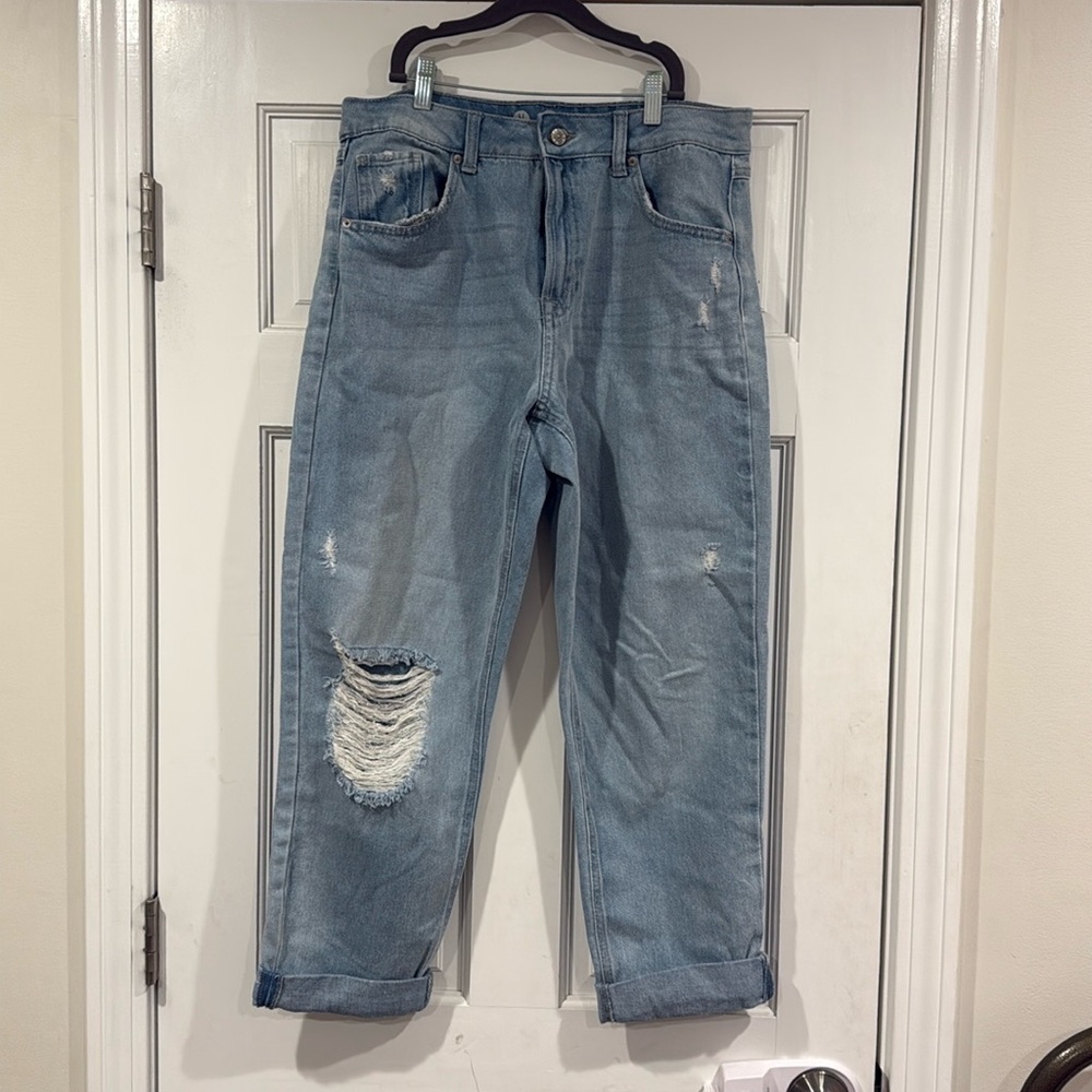 high rise Rewash Distressed Mom Jeans size 11 Light Denim